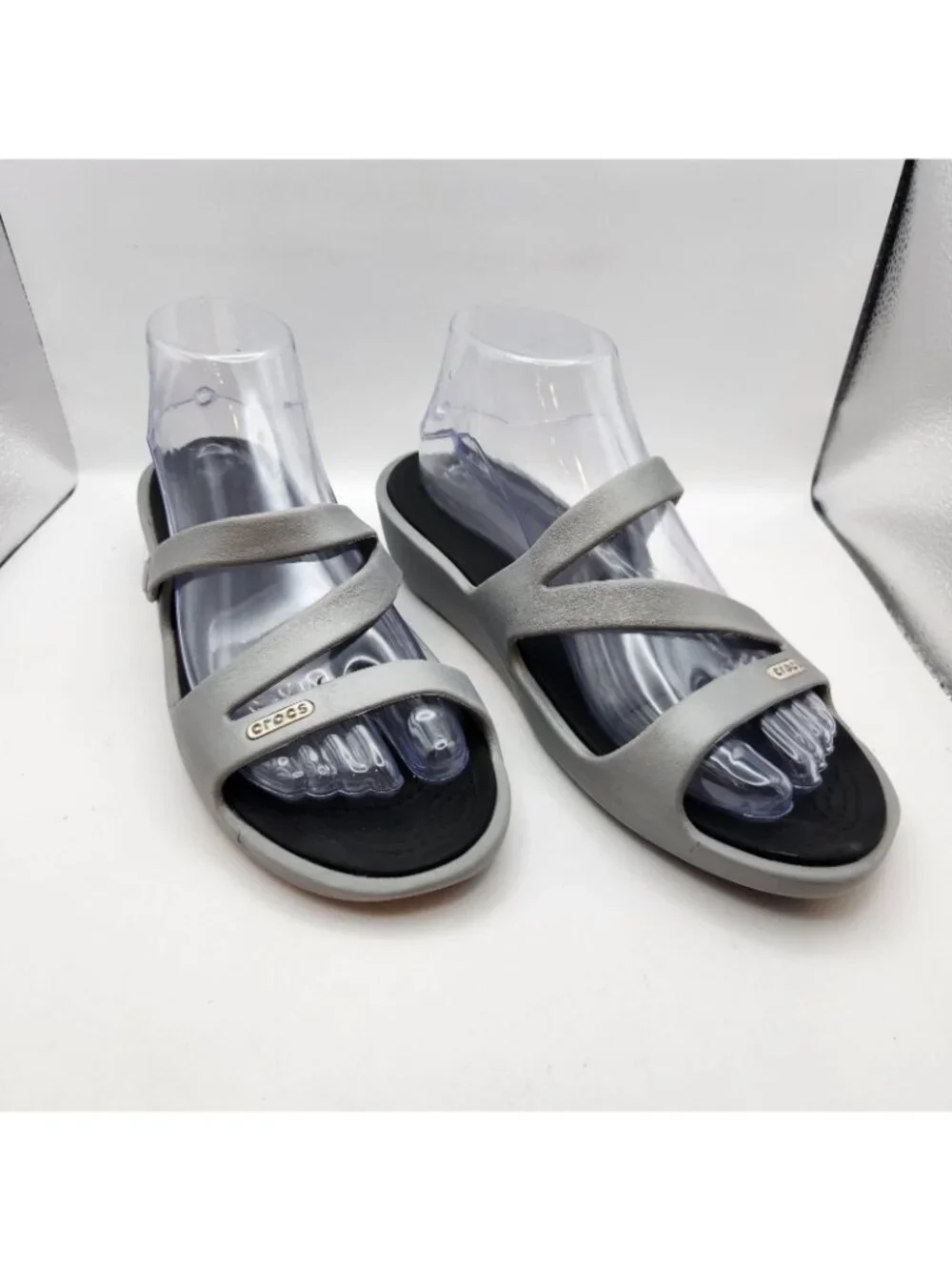 Crocs Patricia Gray Grey Womens Strappy Sandals Slide Comfort Size 9 USED Casual
